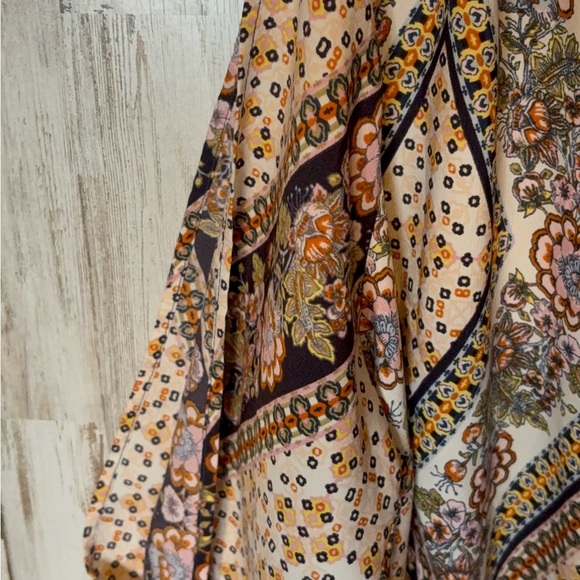 Bebop Knotted sleeves shoulder Beige Pink  + Floral Flower Dress Size 3X - Picture 8 of 16